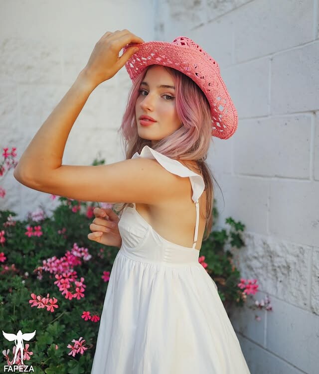 Cosette Rinab