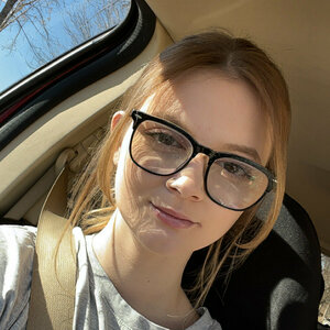 elizarowe8383