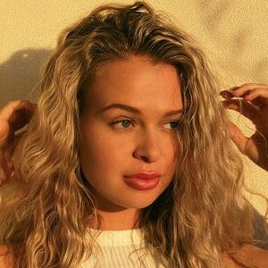 Freya Anne Rayy