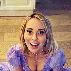 Tara Strong